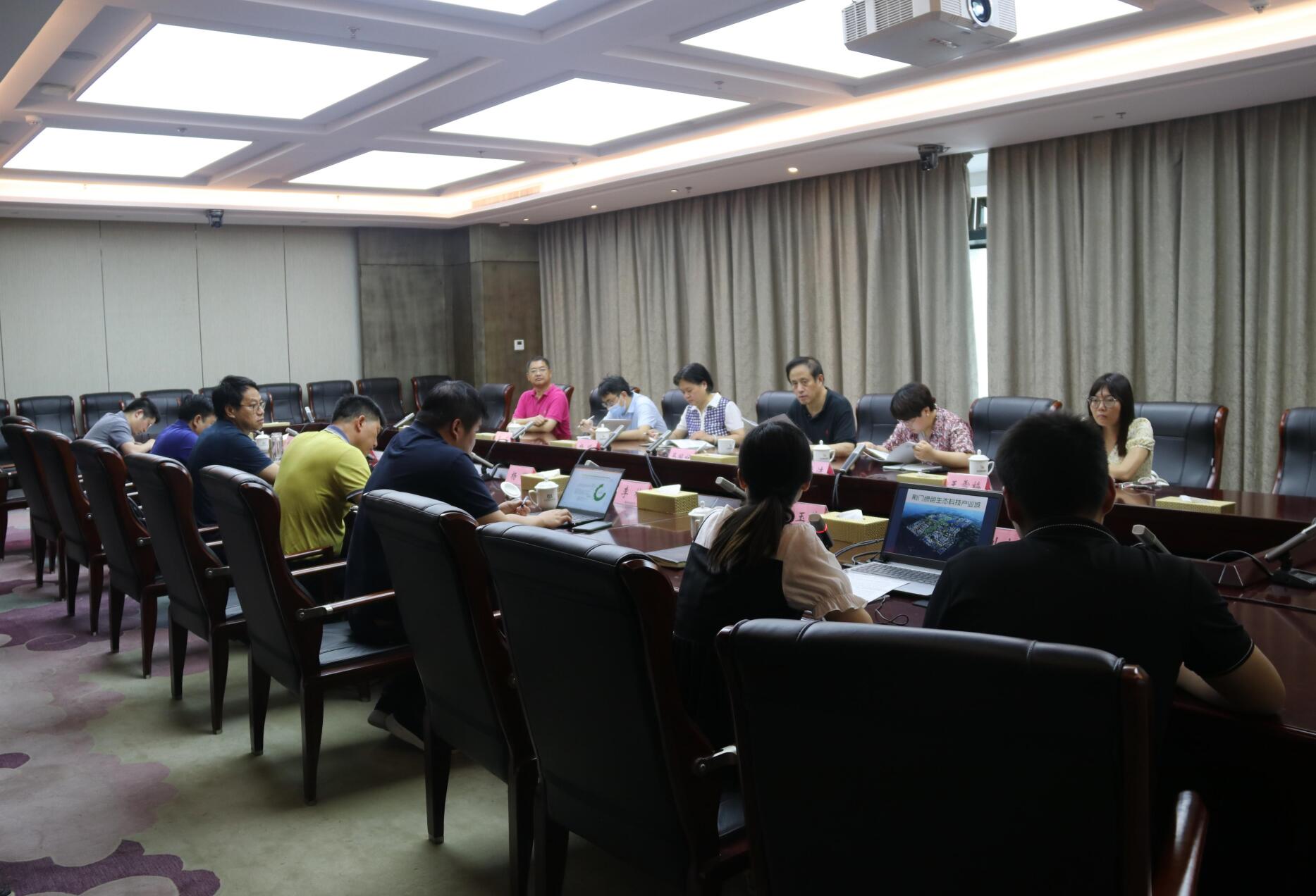 16559756169890516 16559756169890516